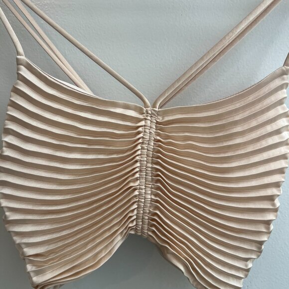 A.L.C. Cream Pleated Crop Top - Picture 8 of 10